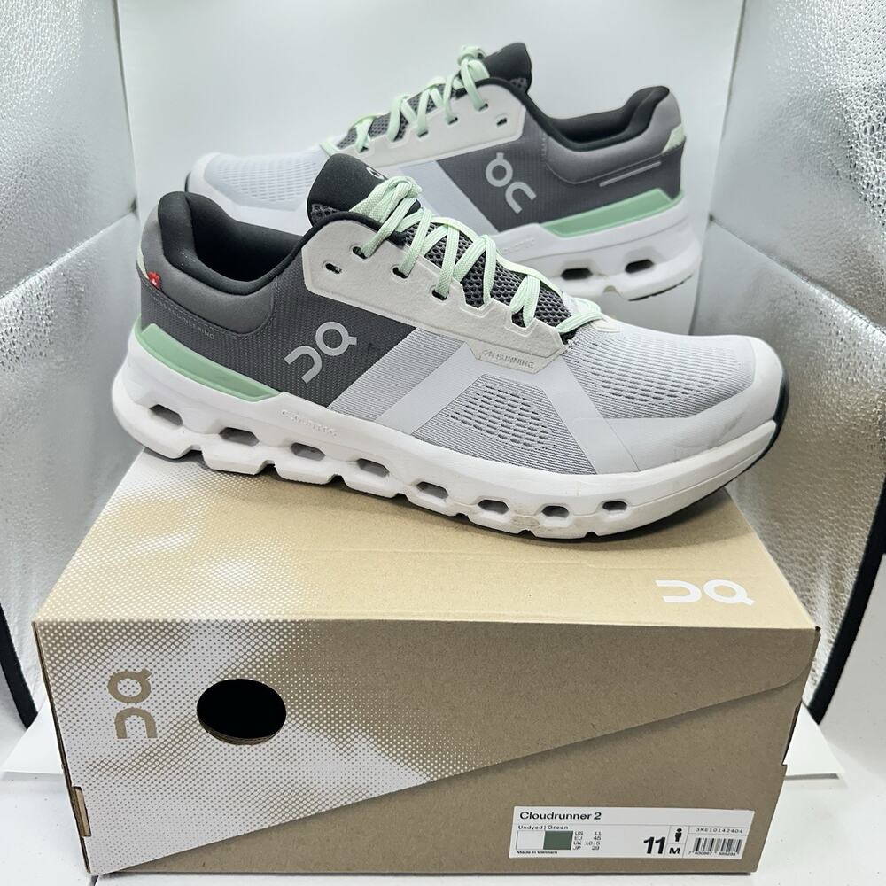 On Running Men's Cloudrunner 2 ‘Glacier/ Sage’ Gray Running Shoe Size 11 - EUC